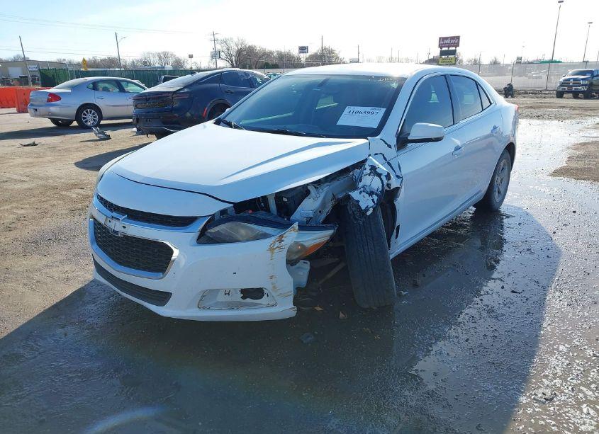 Photo 2 of 2016 Chevrolet Malibu LIMITED LT (VIN 1G11C5SA5GF135277)