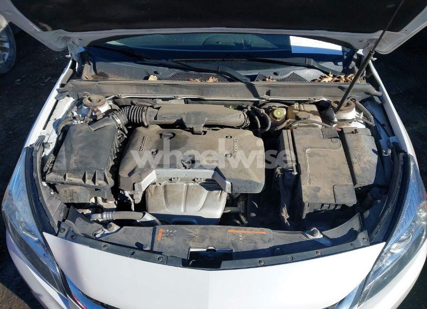 Photo 10 of 2016 Chevrolet Malibu LIMITED LT (VIN 1G11C5SA5GF139359)