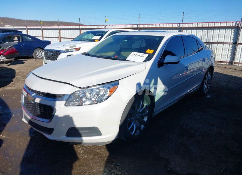 Photo 2 of 2016 Chevrolet Malibu LIMITED LT (VIN 1G11C5SA5GF139359)