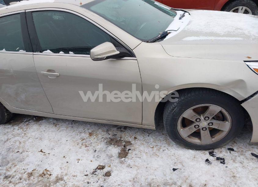 Photo 12 of 2016 Chevrolet Malibu LIMITED LT (VIN 1G11C5SA5GF141323)