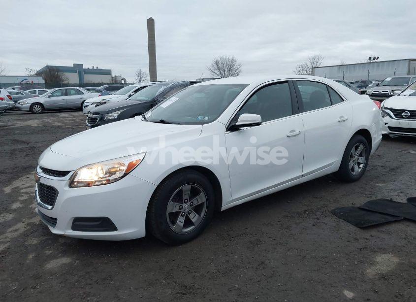 Photo 2 of 2016 Chevrolet Malibu LIMITED LT (VIN 1G11C5SA5GF142682)