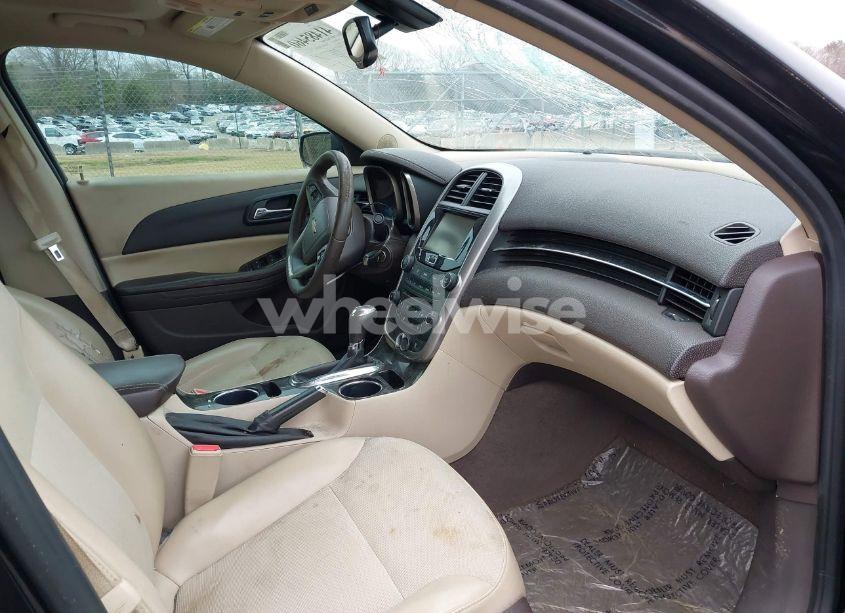 Photo 5 of 2016 Chevrolet Malibu LIMITED LT (VIN 1G11C5SA5GU102940)