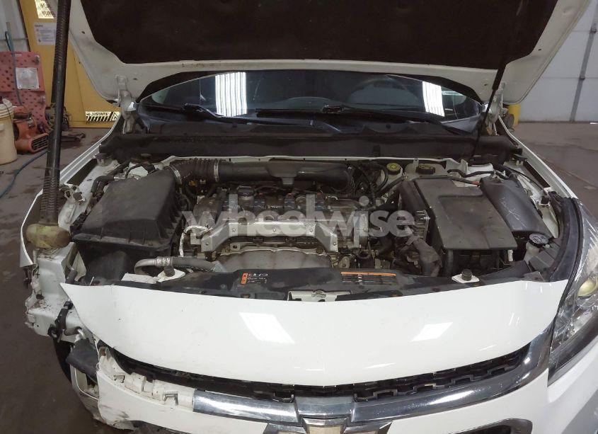 Photo 10 of 2016 Chevrolet Malibu LIMITED LT (VIN 1G11C5SA5GU142743)