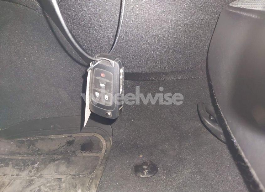 Photo 11 of 2016 Chevrolet Malibu LIMITED LT (VIN 1G11C5SA5GU142743)