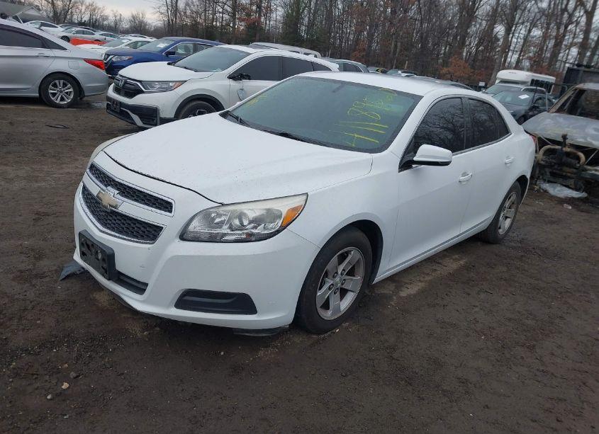 Photo 2 of 2013 Chevrolet Malibu 1LT (VIN 1G11C5SA6DF156523)
