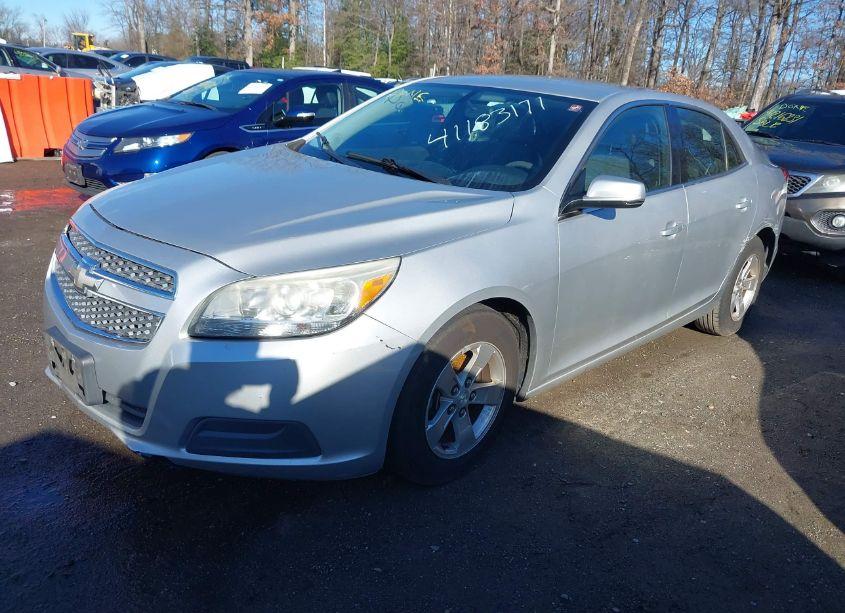 Photo 2 of 2013 Chevrolet Malibu 1LT (VIN 1G11C5SA6DF203632)
