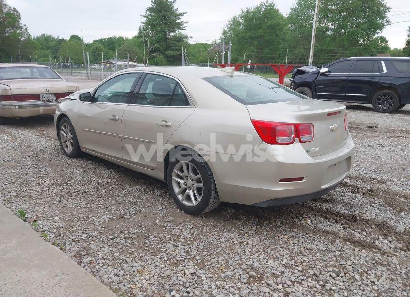 Photo 3 of 2016 Chevrolet Malibu LIMITED LT (VIN 1G11C5SA6GF126457)