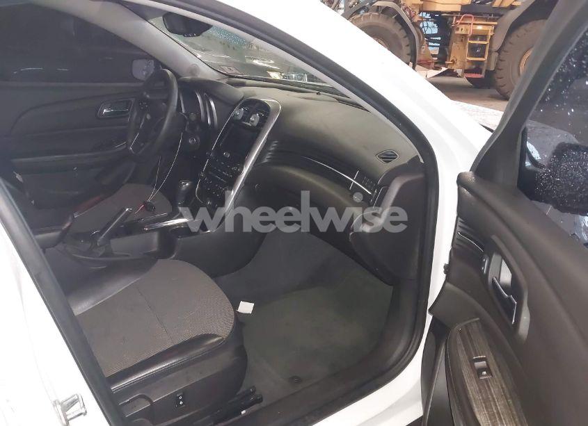 Photo 5 of 2016 Chevrolet Malibu LIMITED LT (VIN 1G11C5SA6GU144162)