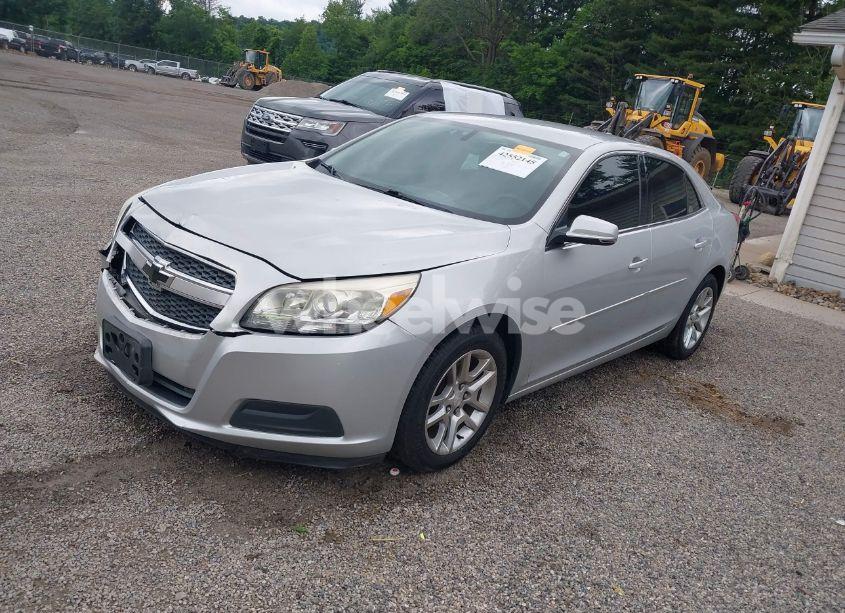 Photo 2 of 2013 Chevrolet Malibu 1LT (VIN 1G11C5SA7DF220729)