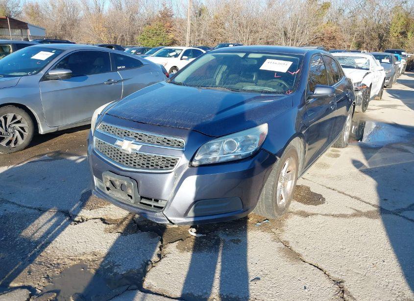 Photo 2 of 2013 Chevrolet Malibu 1LT (VIN 1G11C5SA7DF326825)