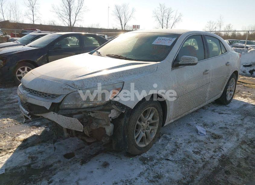 Photo 2 of 2016 Chevrolet Malibu LIMITED LT (VIN 1G11C5SA7GF114060)