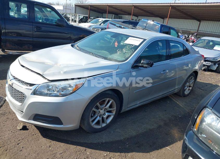 Photo 2 of 2016 Chevrolet Malibu LIMITED LT (VIN 1G11C5SA7GF126175)