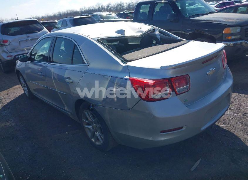 Photo 3 of 2016 Chevrolet Malibu LIMITED LT (VIN 1G11C5SA7GF126175)