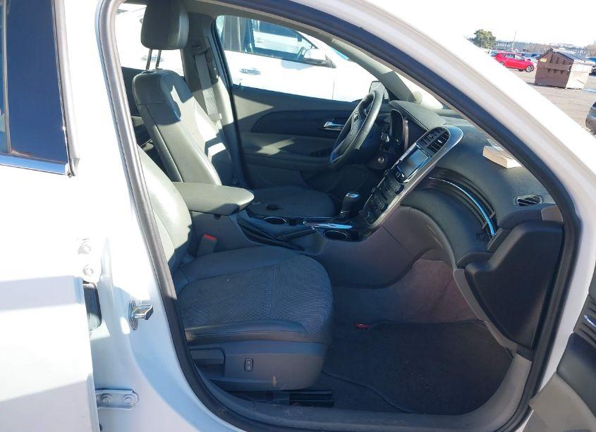 Photo 5 of 2016 Chevrolet Malibu LIMITED LT (VIN 1G11C5SA7GF141940)