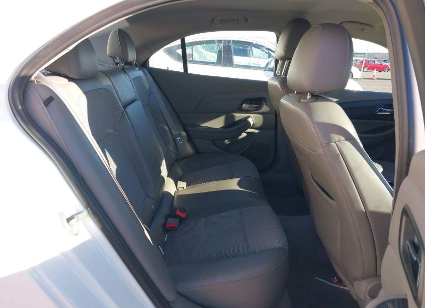 Photo 8 of 2016 Chevrolet Malibu LIMITED LT (VIN 1G11C5SA7GF141940)