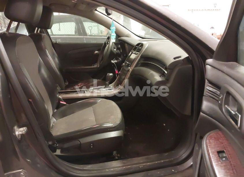 Photo 5 of 2013 Chevrolet Malibu 1LT (VIN 1G11C5SA8DF155423)