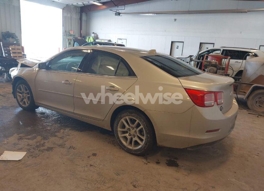 Photo 3 of 2013 Chevrolet Malibu 1LT (VIN 1G11C5SA8DF161738)