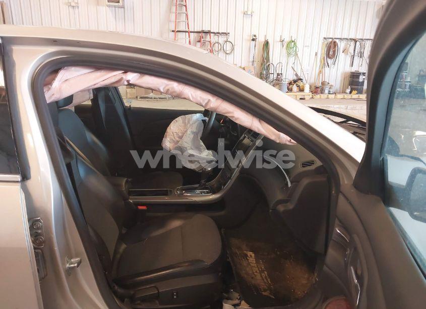 Photo 5 of 2013 Chevrolet Malibu 1LT (VIN 1G11C5SA8DF161738)