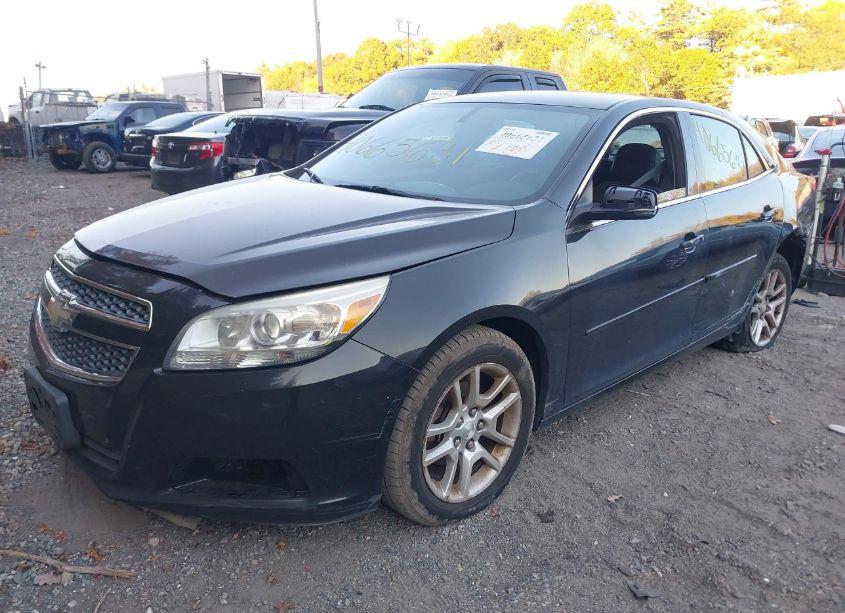 Photo 2 of 2013 Chevrolet Malibu 1LT (VIN 1G11C5SA8DF206158)
