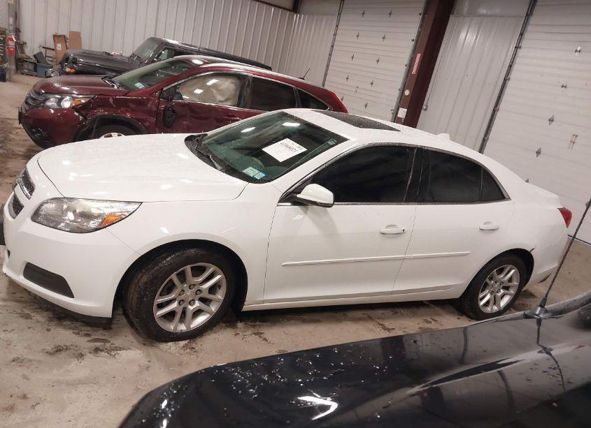 Photo 14 of 2013 Chevrolet Malibu 1LT (VIN 1G11C5SA8DF345299)