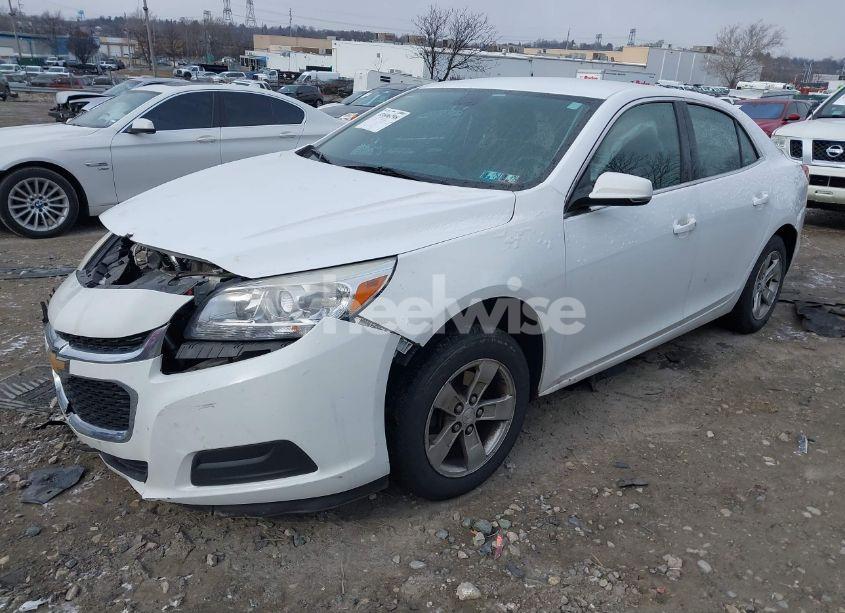 Photo 2 of 2016 Chevrolet Malibu LIMITED LT (VIN 1G11C5SA8GF142479)