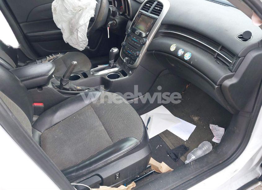 Photo 5 of 2016 Chevrolet Malibu LIMITED LT (VIN 1G11C5SA8GF142479)