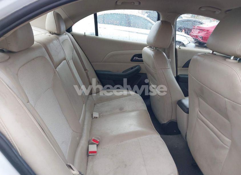 Photo 8 of 2016 Chevrolet Malibu LIMITED LT (VIN 1G11C5SA8GF156561)