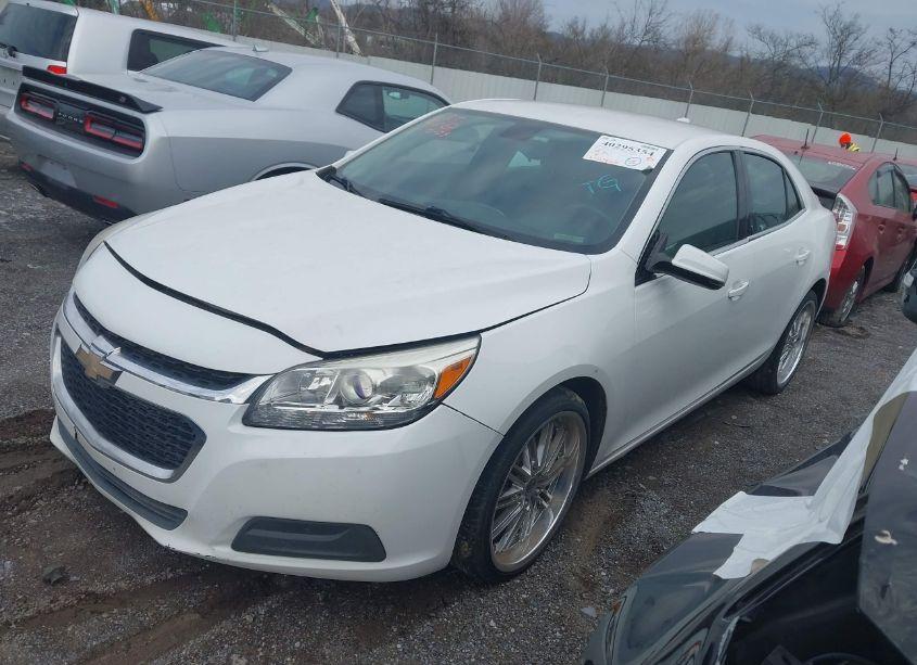 Photo 2 of 2016 Chevrolet Malibu LIMITED LT (VIN 1G11C5SA8GU155048)