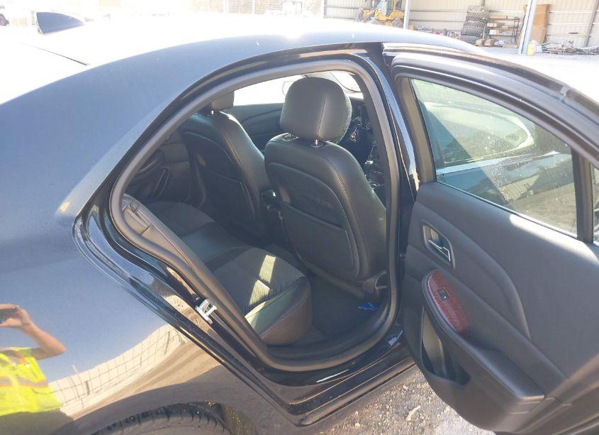 Photo 8 of 2013 Chevrolet Malibu 1LT (VIN 1G11C5SA9DF213281)