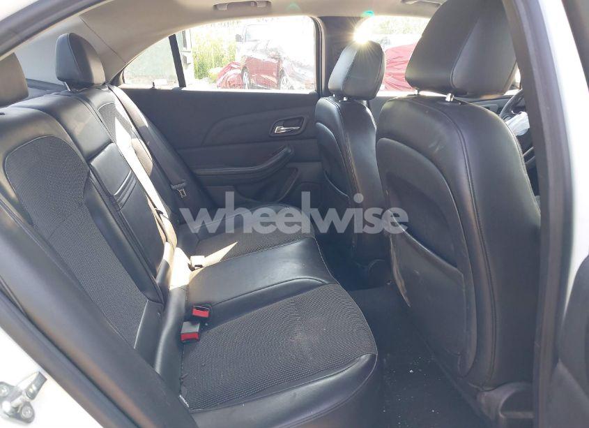 Photo 8 of 2013 Chevrolet Malibu 1LT (VIN 1G11C5SA9DF226743)