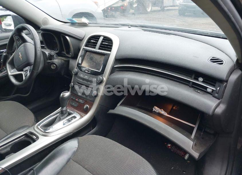 Photo 5 of 2013 Chevrolet Malibu 1LT (VIN 1G11C5SA9DF355839)