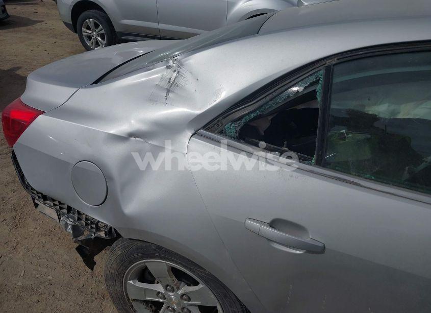 Photo 6 of 2016 Chevrolet Malibu LIMITED LT (VIN 1G11C5SA9GF104114)