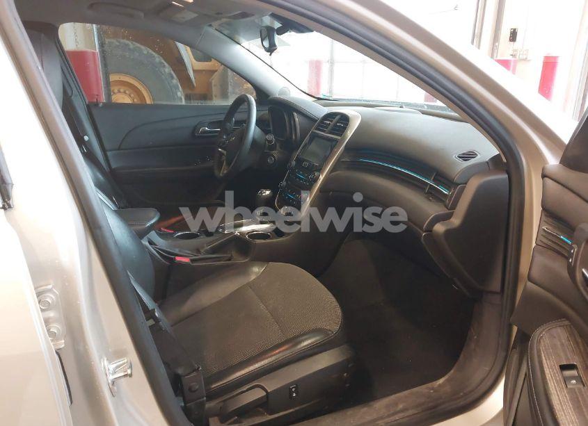 Photo 5 of 2016 Chevrolet Malibu LIMITED LT (VIN 1G11C5SA9GF122287)