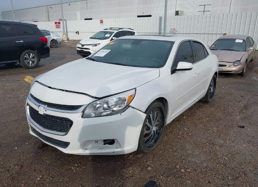 Photo 2 of 2016 Chevrolet Malibu LIMITED LT (VIN 1G11C5SA9GF123424)