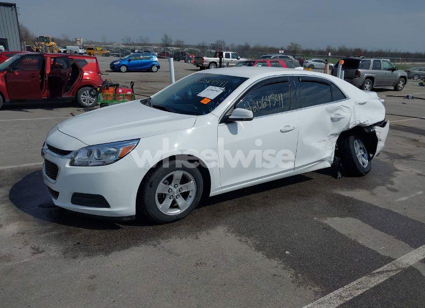 Photo 2 of 2016 Chevrolet Malibu LIMITED LT (VIN 1G11C5SA9GF132320)