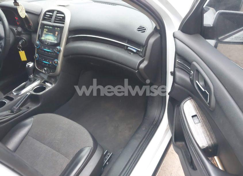 Photo 5 of 2016 Chevrolet Malibu LIMITED LT (VIN 1G11C5SA9GU156869)