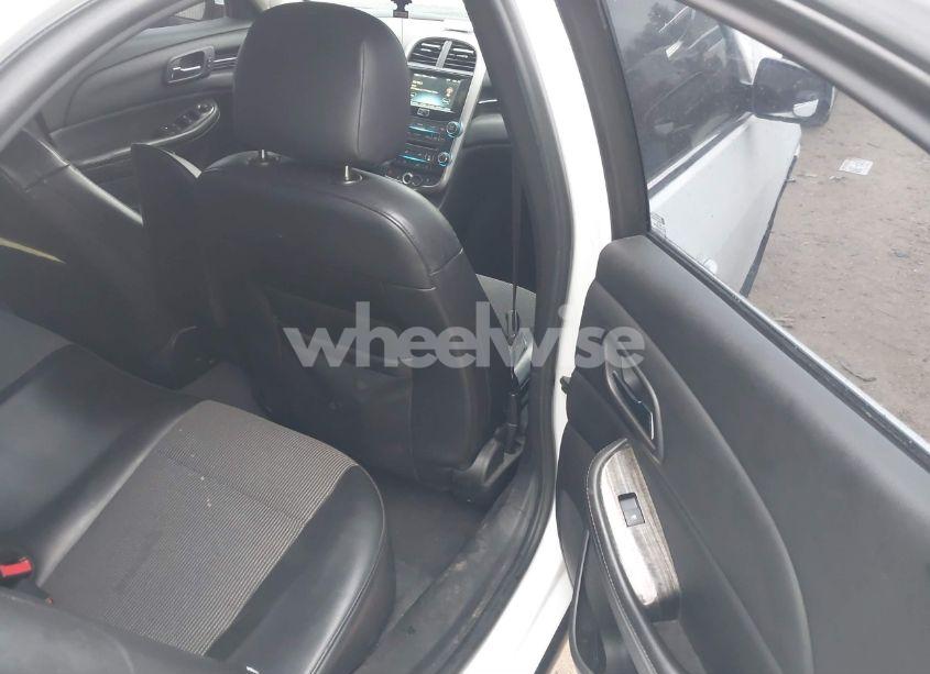 Photo 8 of 2016 Chevrolet Malibu LIMITED LT (VIN 1G11C5SA9GU156869)