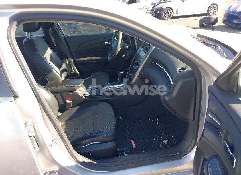 Photo 5 of 2016 Chevrolet Malibu LIMITED LT (VIN 1G11C5SA9GU161165)