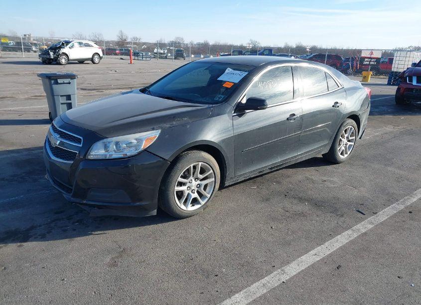 Photo 2 of 2013 Chevrolet Malibu 1LT (VIN 1G11C5SAXDF168447)