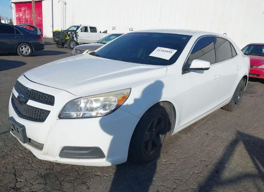Photo 2 of 2013 Chevrolet Malibu 1LT (VIN 1G11C5SAXDF230705)