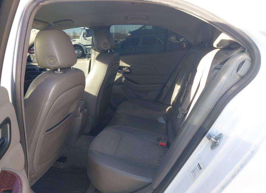 Photo 8 of 2013 Chevrolet Malibu 1LT (VIN 1G11C5SAXDF230705)