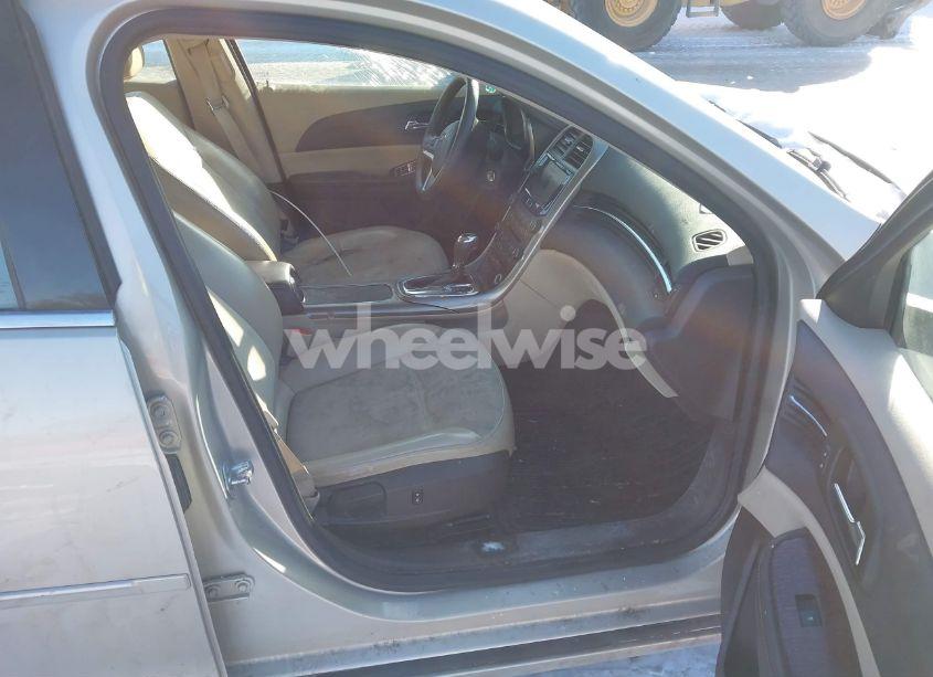 Photo 5 of 2013 Chevrolet Malibu 1LT (VIN 1G11C5SAXDF257211)