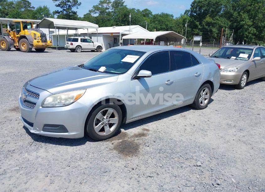 Photo 2 of 2013 Chevrolet Malibu 1LT (VIN 1G11C5SAXDF326236)