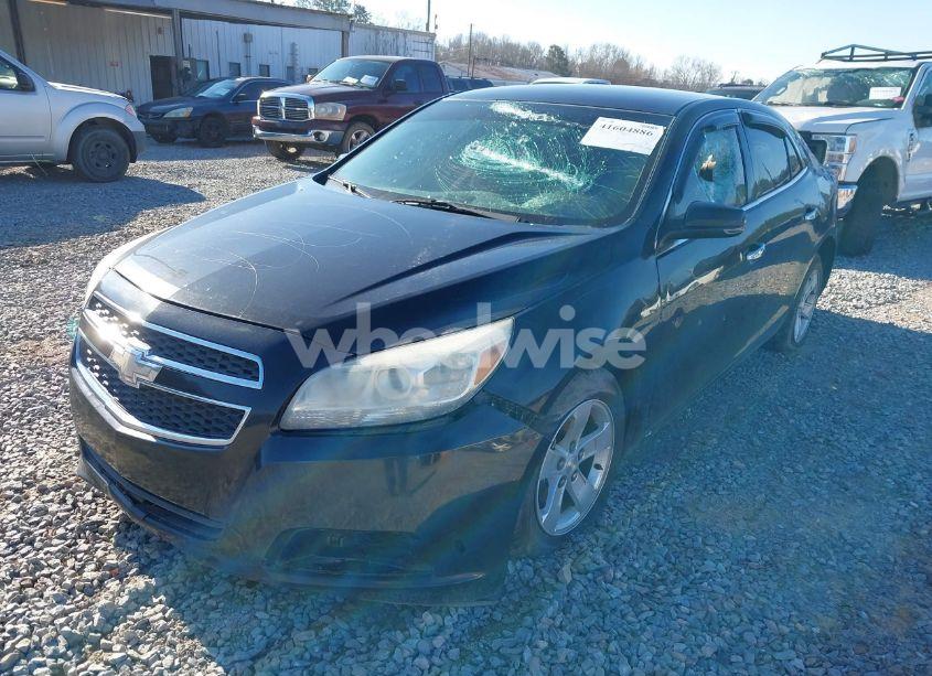 Photo 2 of 2013 Chevrolet Malibu 1LT (VIN 1G11C5SAXDF342713)