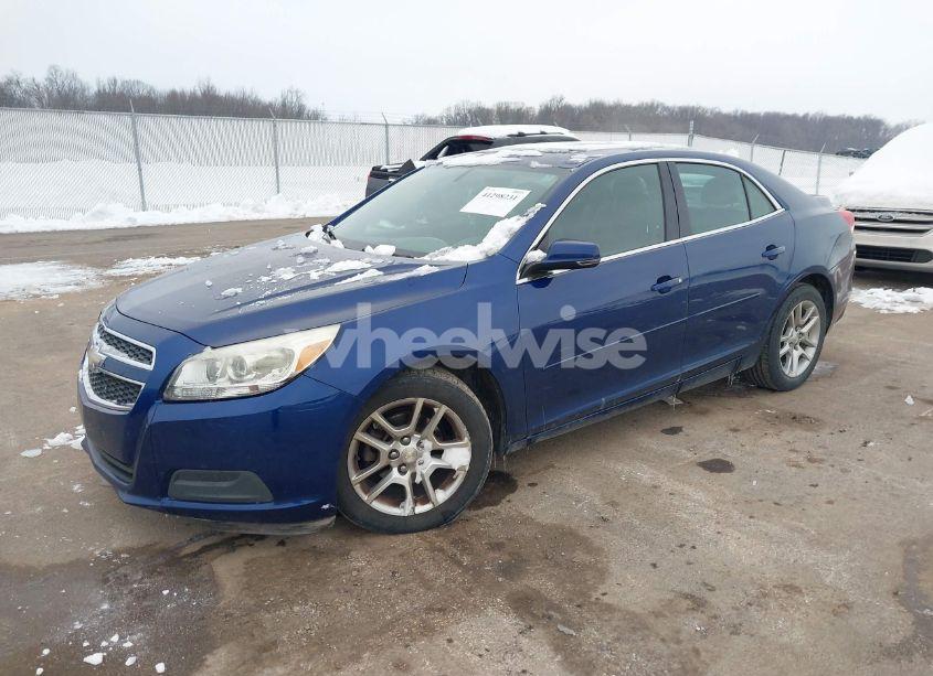 Photo 2 of 2013 Chevrolet Malibu 1LT (VIN 1G11C5SAXDU111631)