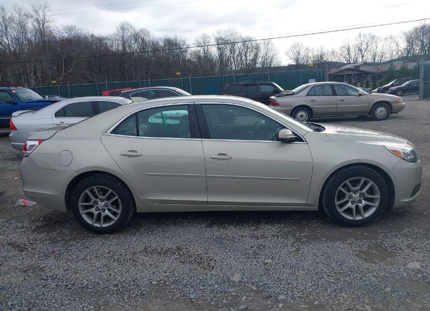 Photo 13 of 2016 Chevrolet Malibu LIMITED LT (VIN 1G11C5SAXGF122721)