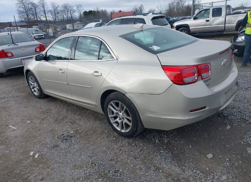 Photo 3 of 2016 Chevrolet Malibu LIMITED LT (VIN 1G11C5SAXGF122721)