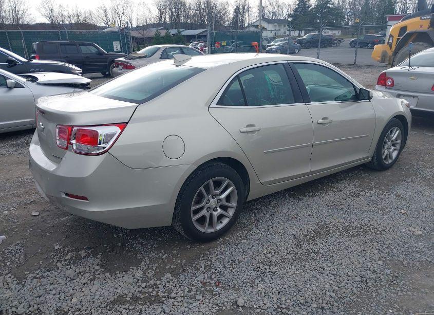 Photo 4 of 2016 Chevrolet Malibu LIMITED LT (VIN 1G11C5SAXGF122721)