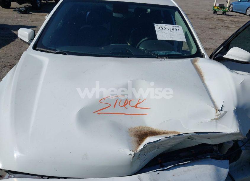 Photo 10 of 2016 Chevrolet Malibu LIMITED LT (VIN 1G11C5SAXGU156993)