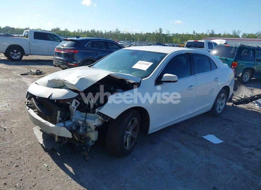 Photo 2 of 2016 Chevrolet Malibu LIMITED LT (VIN 1G11C5SAXGU156993)